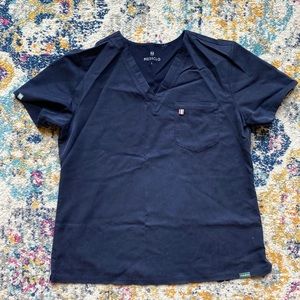 Mediclo Tree edition Navy and Spruce Green Sal Scrub Top size Large